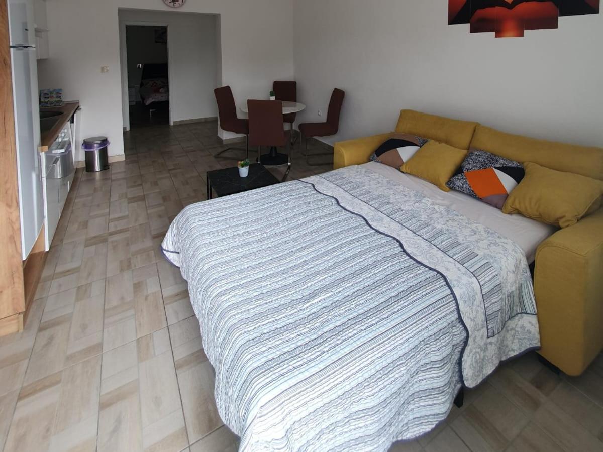 Bartol Apartment *
